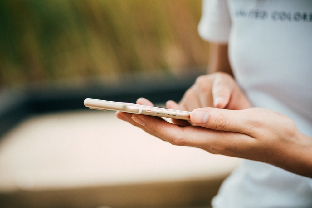 Jak namierzyć telefon? Poznaj sprawdzone sposoby!
